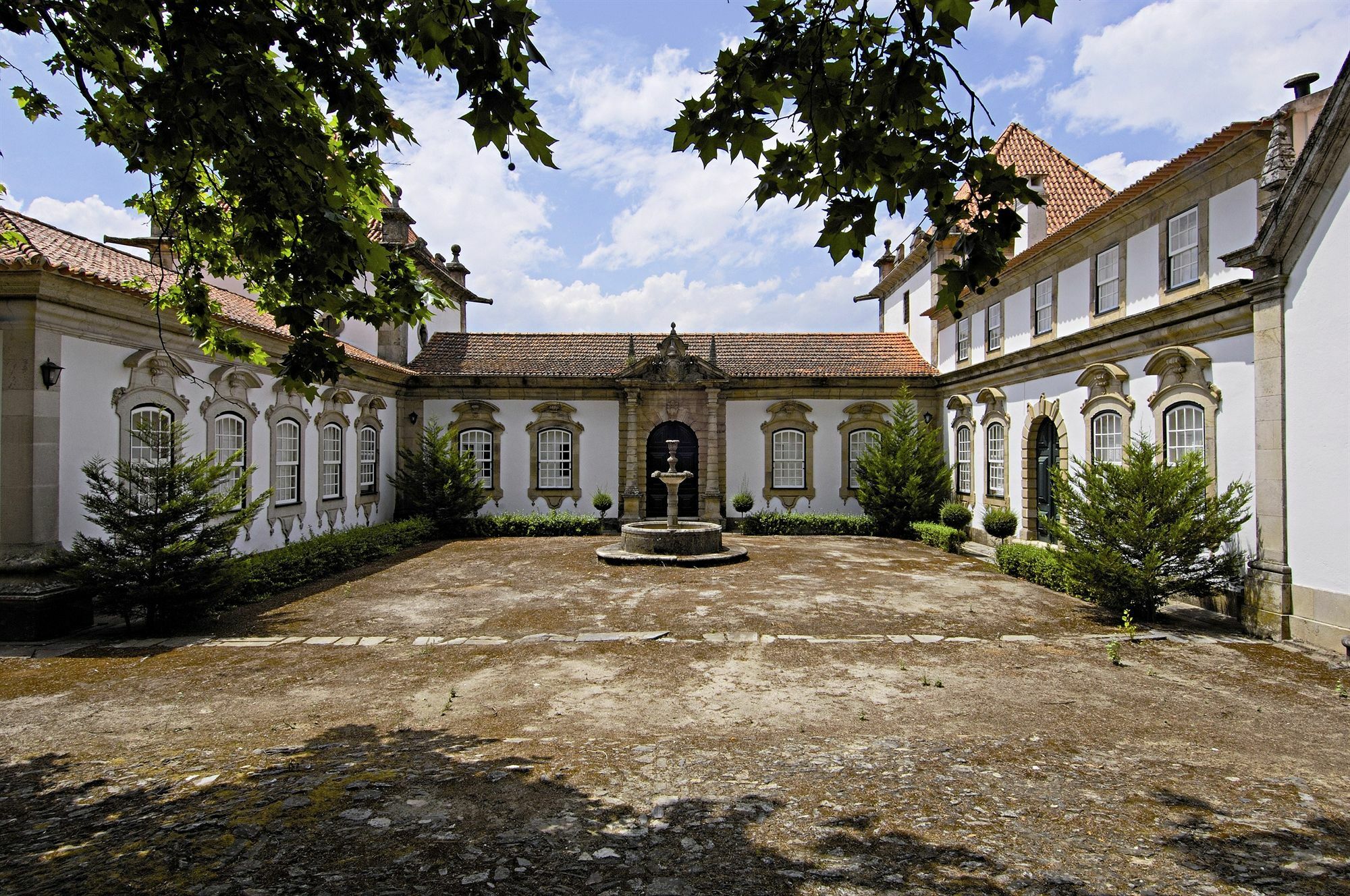 Casa Das Torres De Oliveira Mesão Frio Eksteriør billede