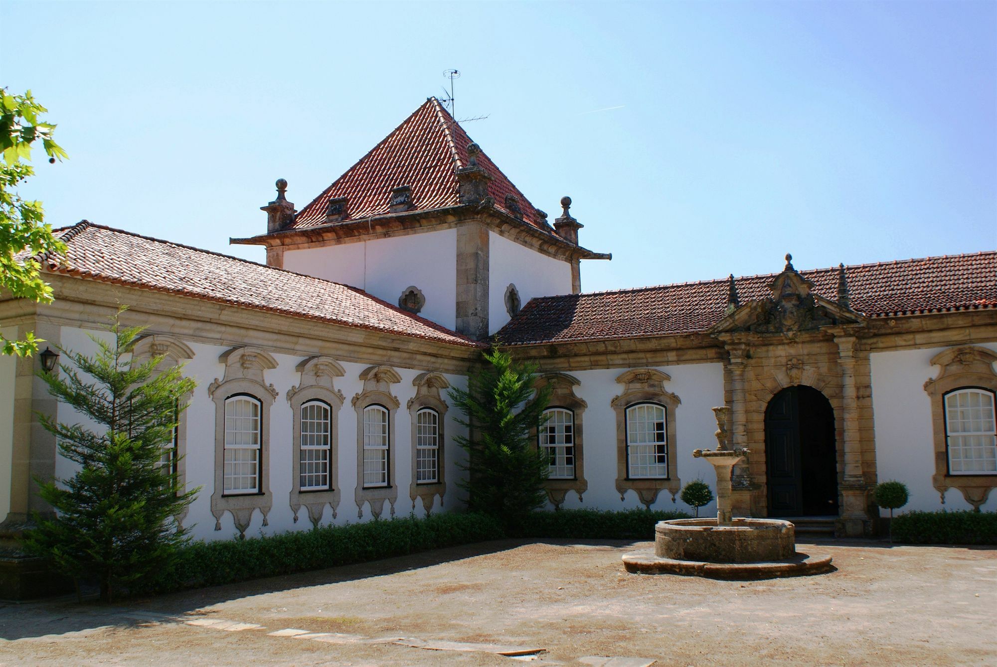 Casa Das Torres De Oliveira Mesão Frio Eksteriør billede